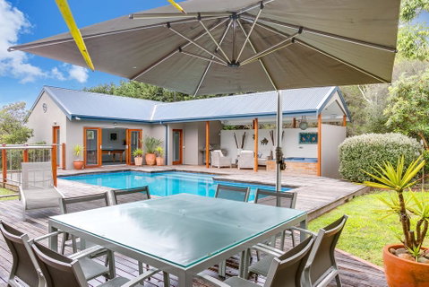 Pool Haven On Leah - Holiday Cairns 1
