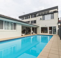 Port Aloha Motel - Holiday Cairns