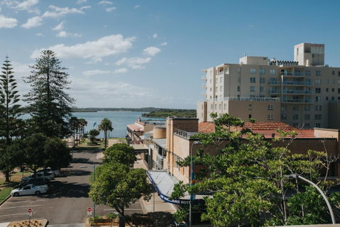 Port Macquarie Hotel - Holiday Cairns 0
