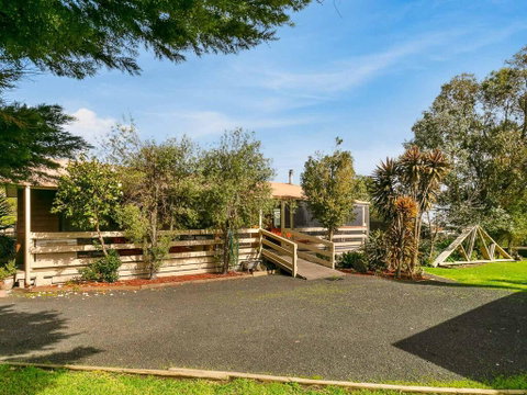 Powlett Place - Holiday Cairns 0