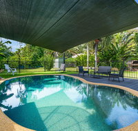 Private Pool Big Backyard Aircon - Paradise - Holiday Cairns
