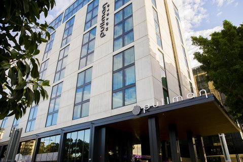 Pullman Sydney Airport - Holiday Cairns 1