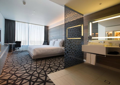 Pullman Sydney Airport - Holiday Cairns 2