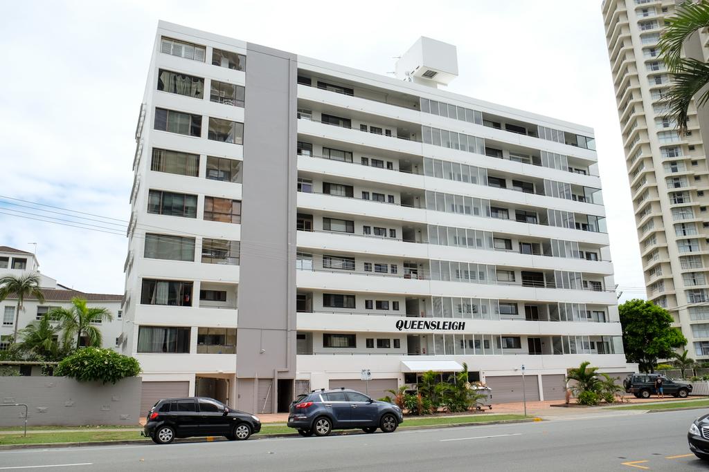 Broadbeach QLD Holiday Cairns