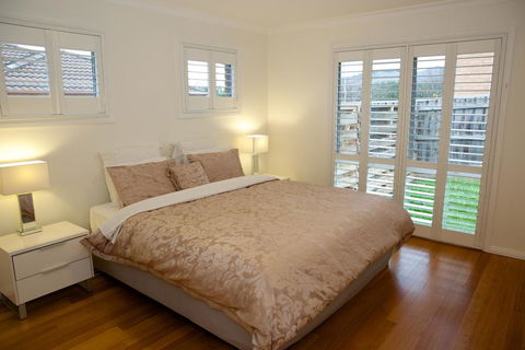 Race Course Apartments - Holiday Cairns 0