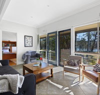 Rakali Cottage Lake Conjola - Holiday Cairns
