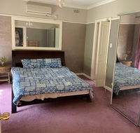 Rebecca self service guest house walk to La Trobe Uni - Holiday Cairns