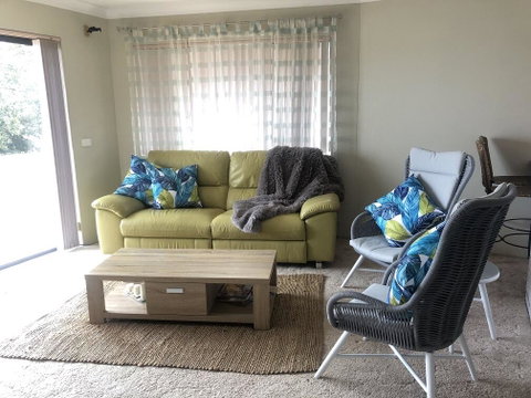 Renas Court, Unit 6, 72 Little Street - Holiday Cairns 2