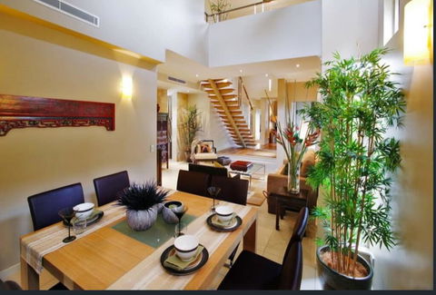 Resort Living With Private Pool Sleeps 8 - Holiday Cairns 1