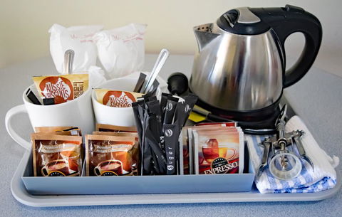 Rest Point Motor Inn - Holiday Cairns 1