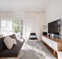 Restful Allawah Retreat near Sydney Airport - Holiday Cairns
