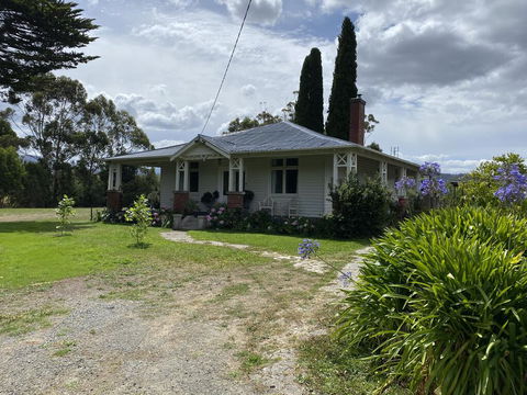 River Front Estate - Holiday Cairns 0