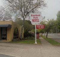 Riverbank Park MOTEL - Holiday Cairns
