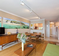 Riverside Arthouse - Holiday Cairns