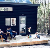 Robinson Crusoe Tiny House - Holiday Cairns