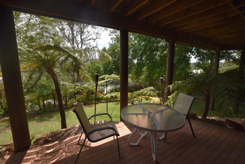 Rockwall Avoca Beach - Holiday Cairns 2