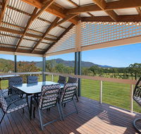 Rosamund House in Broke 4br House in walking distance to Cellar Doors - Holiday Cairns