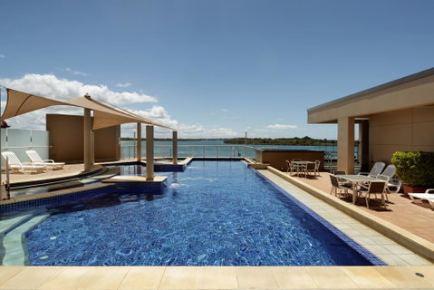 Rydges Hotel Port Macquarie - Holiday Cairns 0