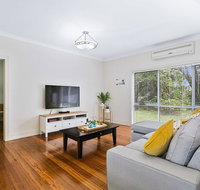 Rye Beach Holiday Home - Holiday Cairns