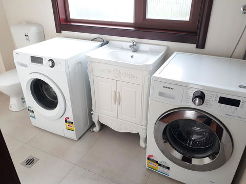 Safe And Quiet Rooms In Sydney - Holiday Cairns 3