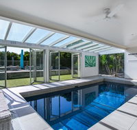 Saltaire - Holiday Cairns