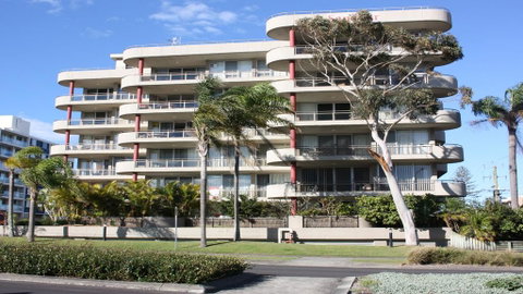 Sandbar 103 - Forster Main Beach - Holiday Cairns 0