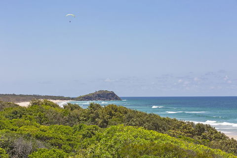 Sandpiper Beach Front House - Holiday Cairns 1