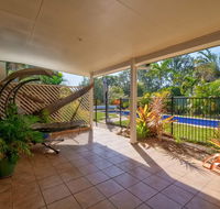 Sandy Feet Retreat Hervey Bay - Holiday Cairns