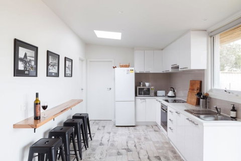Sandy Point Hideaway - Holiday Cairns 2