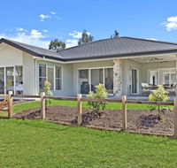 Santa Ana Retreat - Holiday Cairns