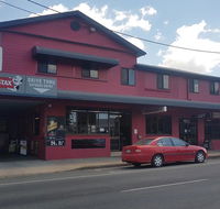 Sarina Hotel - Holiday Cairns