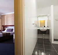 Sarina Motor Inn - Holiday Cairns
