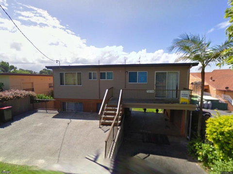 Sea View, 3 Hodgson Street - Holiday Cairns 1