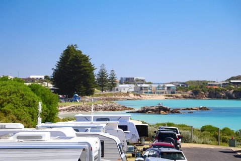 Sea Vu Caravan Park - Holiday Cairns 0