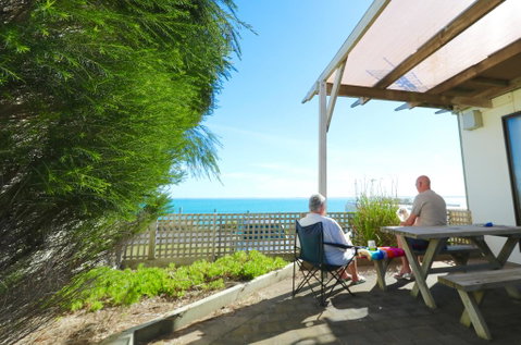 Sea Vu Caravan Park - Holiday Cairns 1