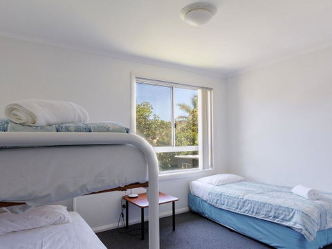 Seachange Townhouse 4 - Holiday Cairns 3