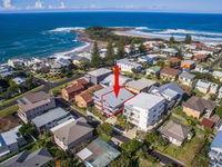 SeaCrest - plunge pool and views