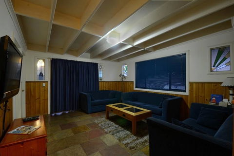 Seahaven Beach House - Shellharbour - Holiday Cairns 0