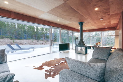 SeaSalt Beach House - Architecturally Designed - Holiday Cairns 0