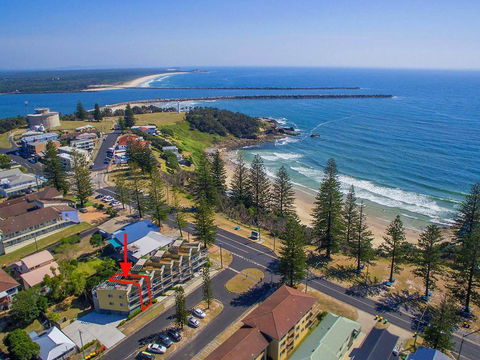 Seaspray Unit 7 Straight Across The Road From Main Beach Yamba - Holiday Cairns 0