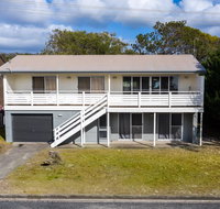 Seaview Getaway - Holiday Cairns