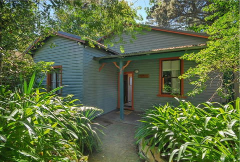 Sidneys Retreat - Holiday Cairns 0