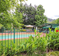Silver Birches Holiday Unit 1 - Holiday Cairns