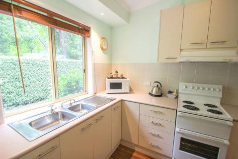 Silver Birches Holiday Unit 3 - Holiday Cairns 3
