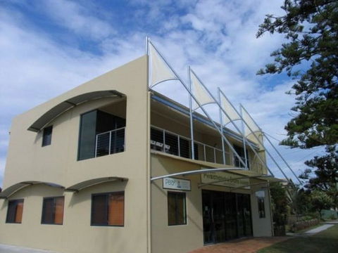 Six River - Holiday Cairns 0