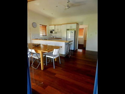 Six River - Holiday Cairns 3