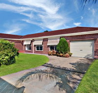 Skip Shop Splash - Holiday Cairns