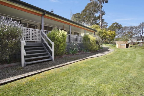 Snowstream Riverside Apartments - Unit 2 - Holiday Cairns 1