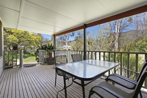 Snowstream Riverside Apartments - Unit 3 - Holiday Cairns 2
