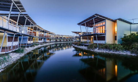 South Shores Yellowfin Villa 95 - South Shores Normanville - Holiday Cairns 0